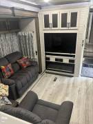 2024 Keystone Montana 3901RK, $ 83,500