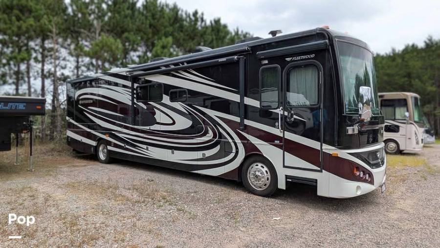 2013 Fleetwood Expedition 40X, $ 91,700