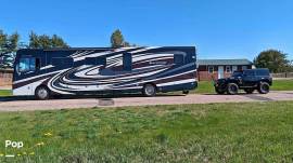 2013 Fleetwood Expedition 40X, $ 91,700