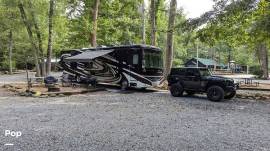 2013 Fleetwood Expedition 40X, $ 91,700