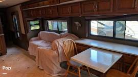 2013 Fleetwood Expedition 40X, $ 91,700