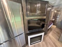 2020 Fleetwood Bounder 35K, $ 87,000