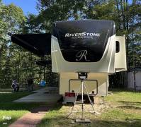 2022 Forest River Riverstone Reserve 3850RK, $ 66,600
