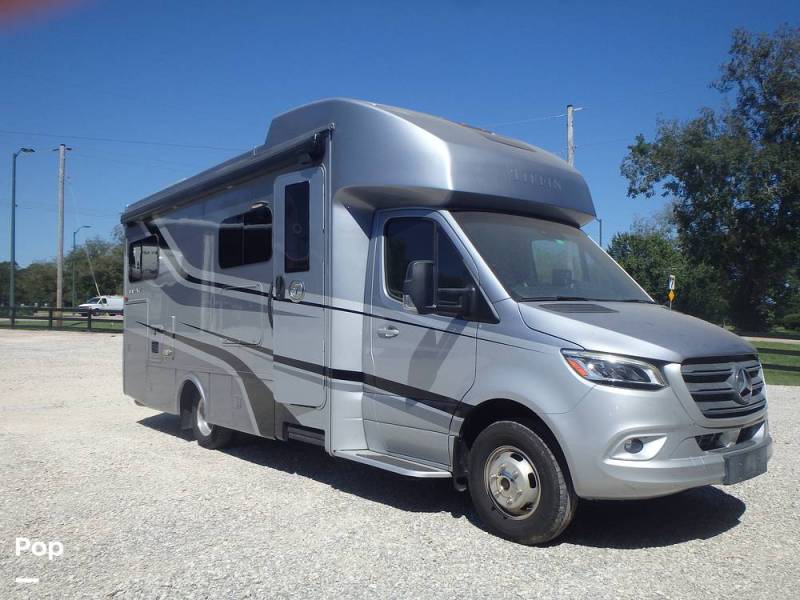 2021 Tiffin Wayfarer 25LW, $ 107,000