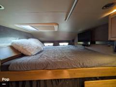 2014 EarthRoamer XV-LTS 133, $ 330,000