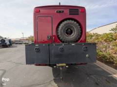 2014 EarthRoamer XV-LTS 133, $ 330,000