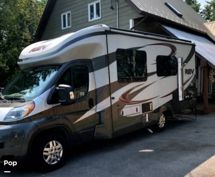 2016 Dynamax Rev 24RB, $ 48,900