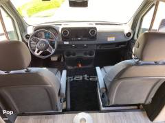 2025 Dynamax Isata 3 24RW, $ 143,650