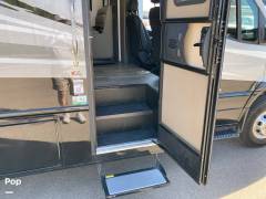 2025 Dynamax Isata 3 24RW, $ 143,650