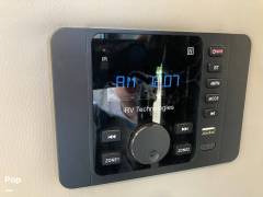 2025 Dynamax Isata 3 24RW, $ 143,650