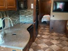 2014 Coachmen Mirada 35BH, $ 49,000