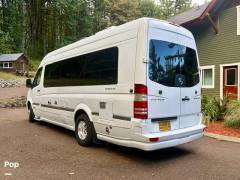 2015 Airstream Interstate Lounge Ext, $ 94,500