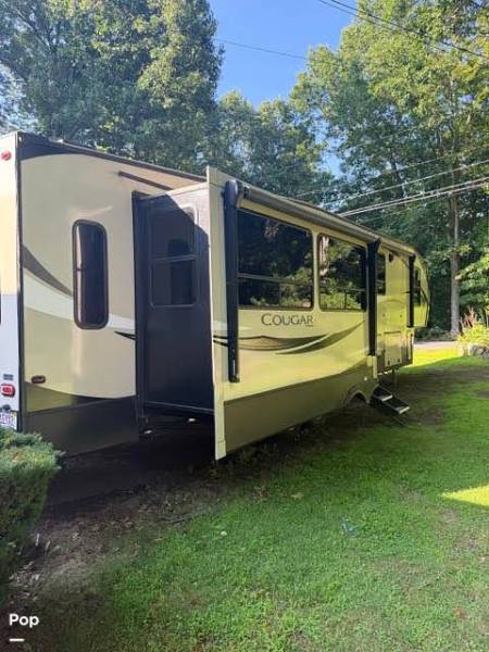 2019 Keystone Cougar 368MBI, $ 32,000