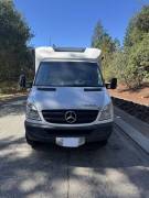 2011 Itasca Navion IQ 24G, $ 60,000