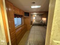2002 Newmar Dutch Star 3852, $ 53,400