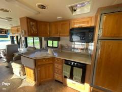 2002 Newmar Dutch Star 3852, $ 53,400