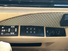 2002 Newmar Dutch Star 3852, $ 53,400