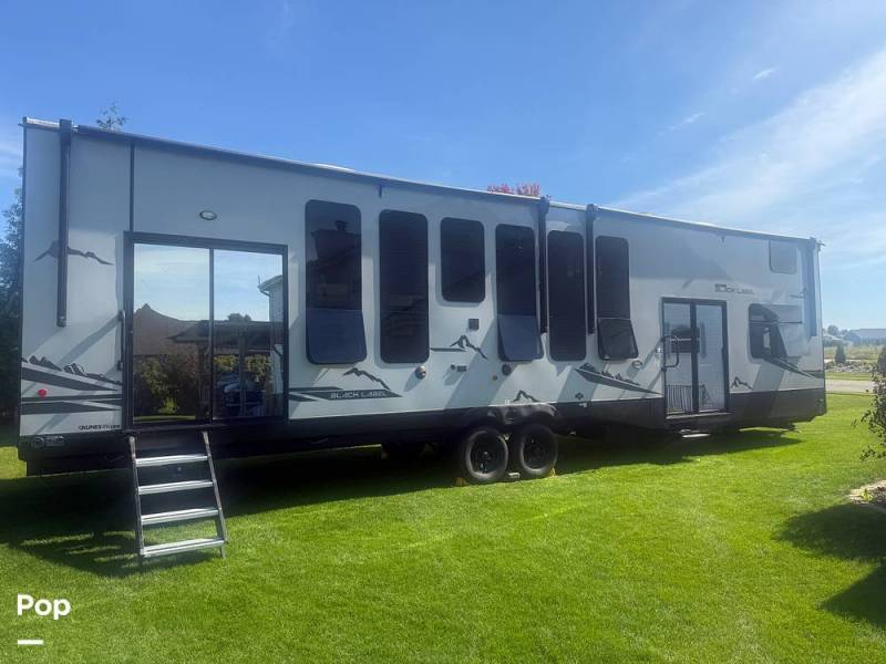 2024 Cherokee Timberwolf 39ALBL, $ 61,000