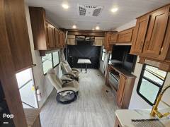 2025 Forest River Shockwave 2900RLS, $ 65,000