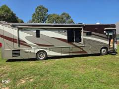 2008 Winnebago Tour 40TD, $ 80,000