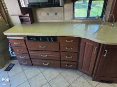 2008 Winnebago Tour 40TD, $ 80,000