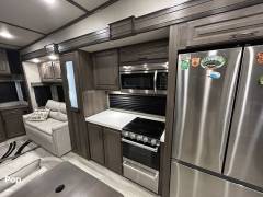 2022 Grand Design Solitude 3330RE, $ 65,000