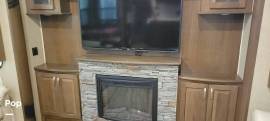 2018 Forest River Silverback 29RE, $ 38,900