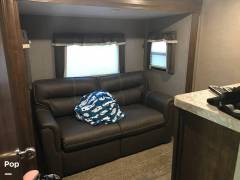 2020 Rockwood Ultra-Lite 2896MB, $ 23,000
