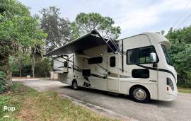 2016 Thor Motor Coach A.C.E. 30.1, $ 53,600