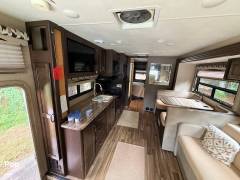 2016 Thor Motor Coach A.C.E. 30.1, $ 53,600