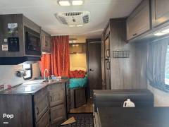 2020 Winnebago Minnie Winnie 325AR, $ 24,900