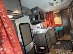 2020 Winnebago Minnie Winnie 325AR, $ 24,900