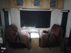 2019 Coachmen Freedom Express 293RLDSLE, $ 23,000