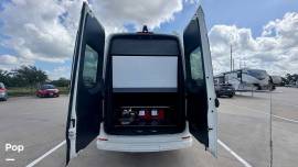 2025 Grech RV Strada-Ion Tour, $ 199,995