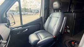 2025 Grech RV Strada-Ion Tour, $ 199,995
