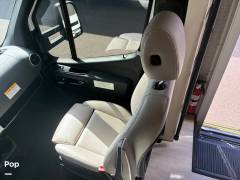 2021 Winnebago Navion 24D, $ 99,900
