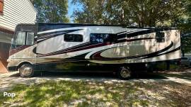 2014 Fleetwood Bounder Classic 34M, $ 43,350