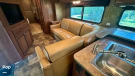2014 Fleetwood Bounder Classic 34M, $ 43,350