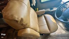 2014 Fleetwood Bounder Classic 34M, $ 43,350
