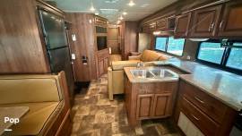 2014 Fleetwood Bounder Classic 34M, $ 43,350