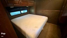 2014 Fleetwood Bounder Classic 34M, $ 43,350