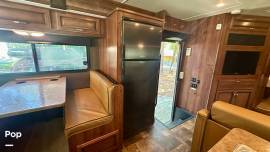 2014 Fleetwood Bounder Classic 34M, $ 43,350