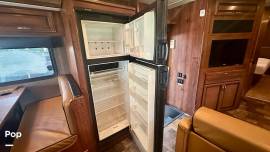 2014 Fleetwood Bounder Classic 34M, $ 43,350