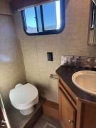 2017 Winnebago Sunstar LX 35F, $ 63,000
