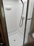 2017 Winnebago Sunstar LX 35F, $ 63,000