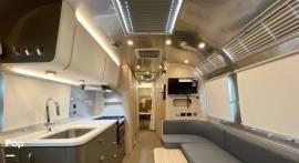 2025 Airstream Globetrotter 30RB, $ 155,000