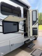2023 Tiffin Wayfarer 25TW, $ 128,000