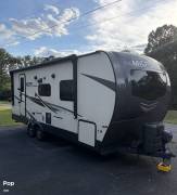 2022 Forest River Flagstaff Micro Lite 25FBLS, $ 24,995