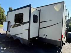 2022 Forest River Flagstaff Micro Lite 25FBLS, $ 24,995