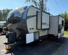 2022 Forest River Flagstaff Micro Lite 25FBLS, $ 24,995